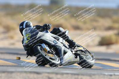 media/Nov-16-2024-CVMA (Sat) [[0e4bb1f32f]]/Race 9-Amateur Supersport Middleweight/